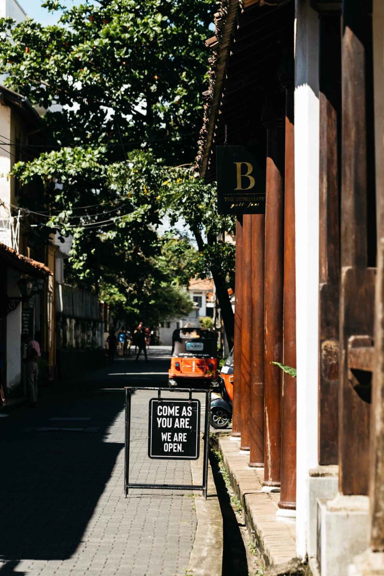 The Bungalow Galle Fort - Hotel - Restaurant - Cocktail Bar ภายนอก รูปภาพ