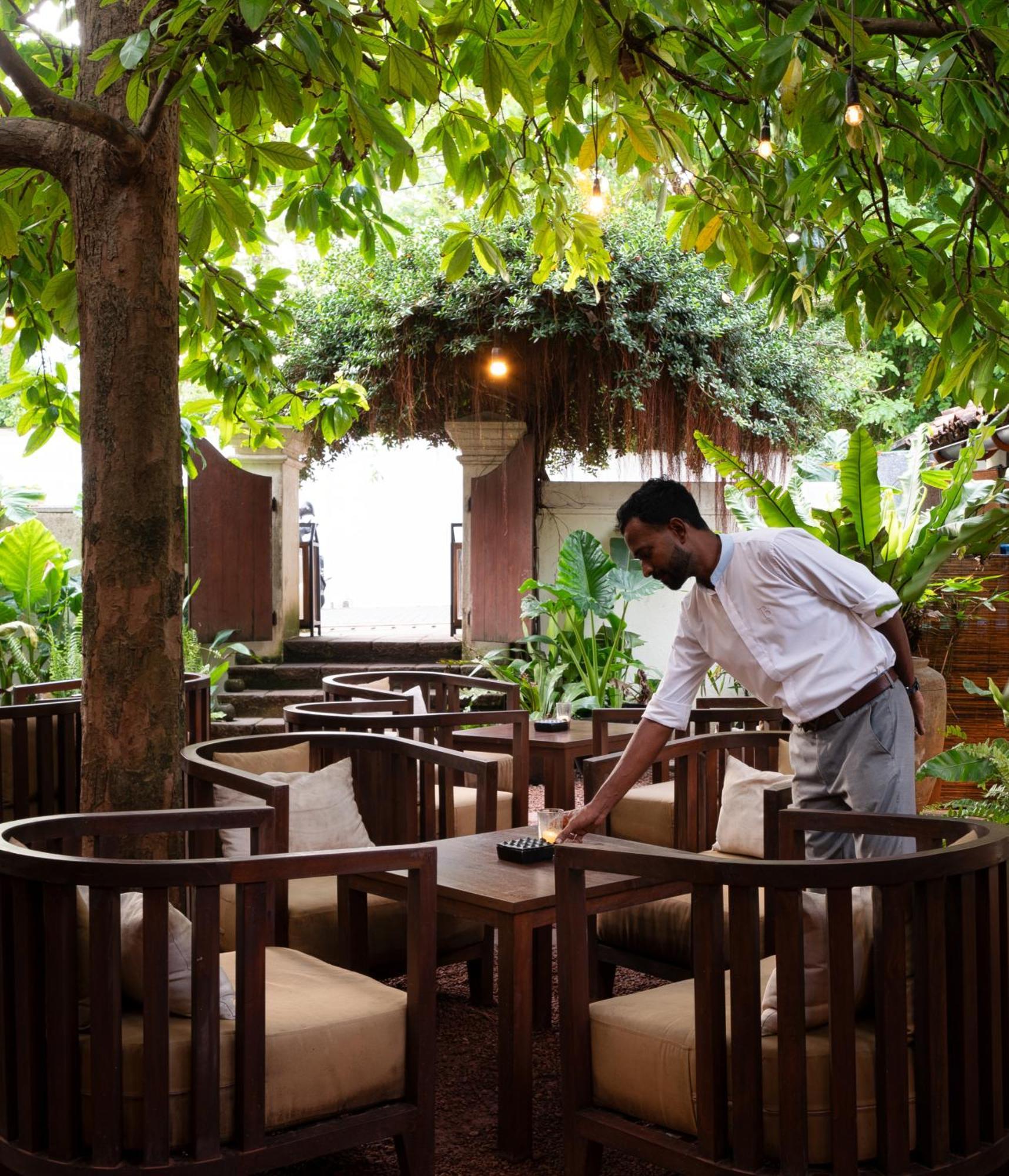 The Bungalow Galle Fort - Hotel - Restaurant - Cocktail Bar ภายนอก รูปภาพ